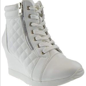 Sneakers wedges
